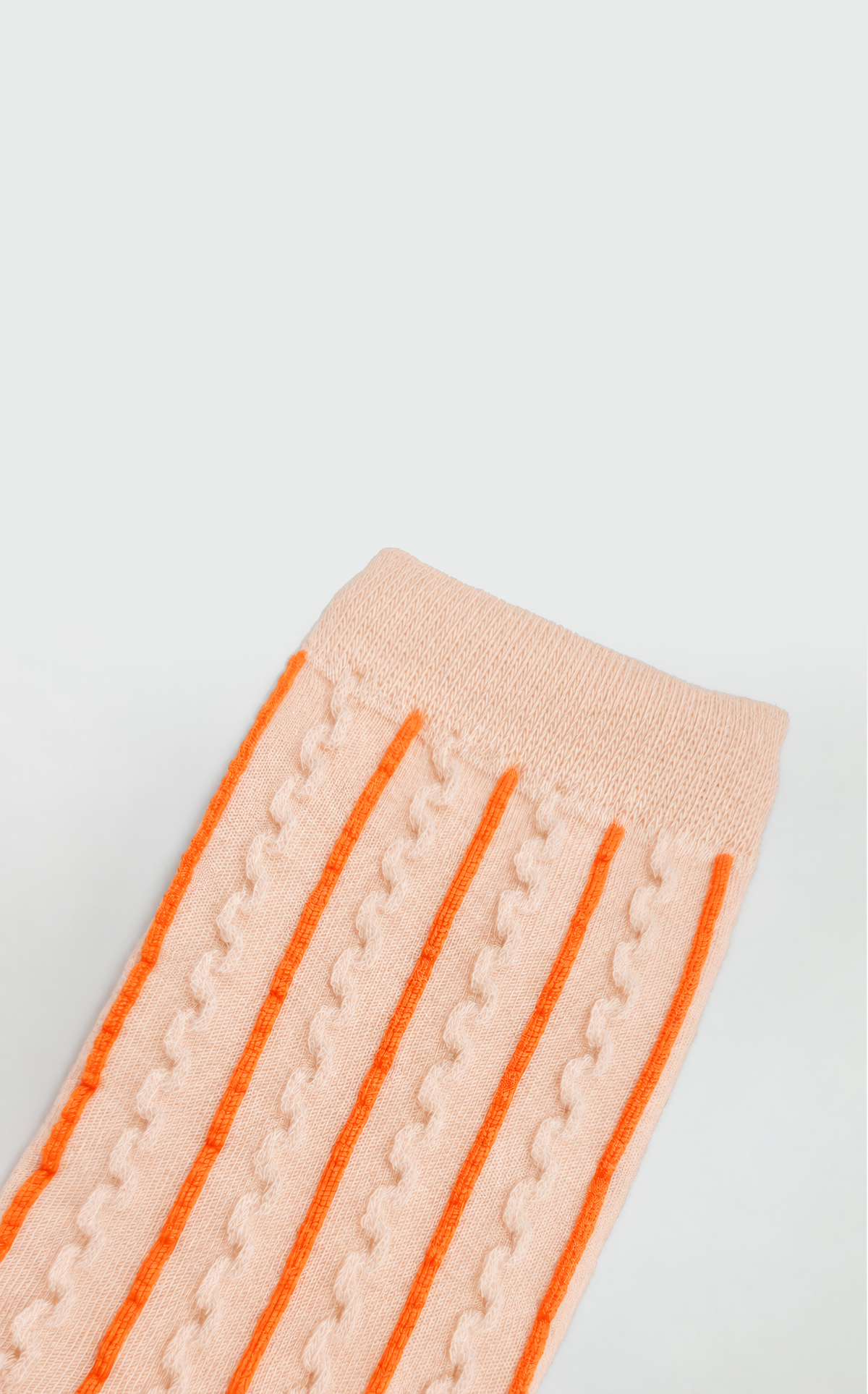 Women's Textured Cable Knit Everyday Socks Cream