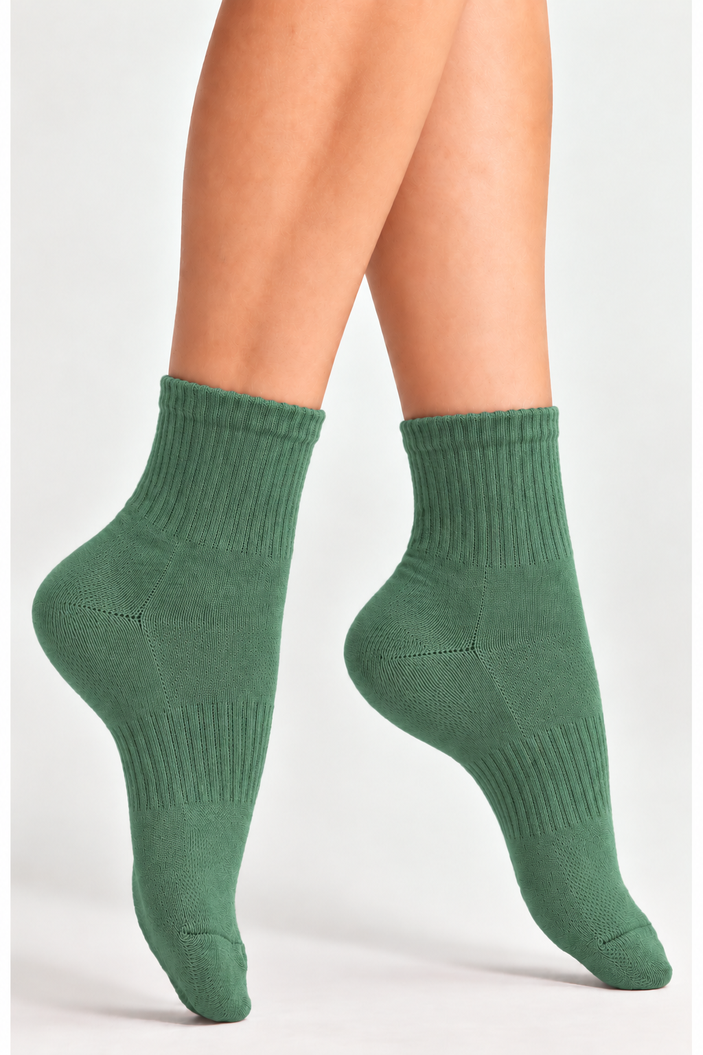 Women's Premium Cushioned Athletic Ankle Socks with Arch Support Green