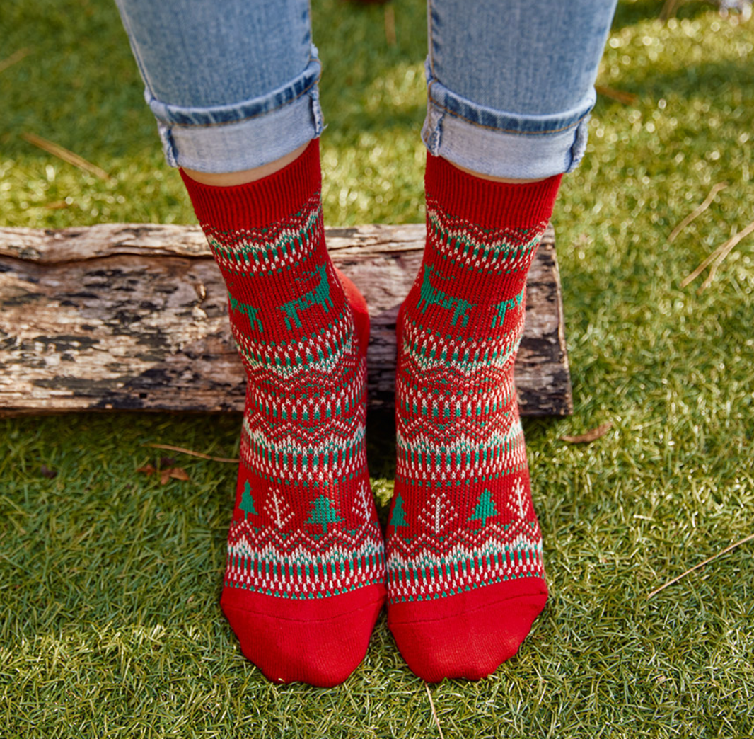 Women's Winter Holiday Fair Isle and Deer Knit Crew Socks Red-Women's Winter Holiday Fair Isle and Deer Knit Crew Socks Red