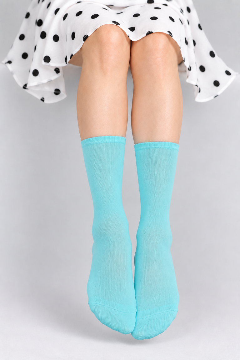 Women's Ultra-Lightweight Breathable Crew Socks-Cooling Performance Neon Blue