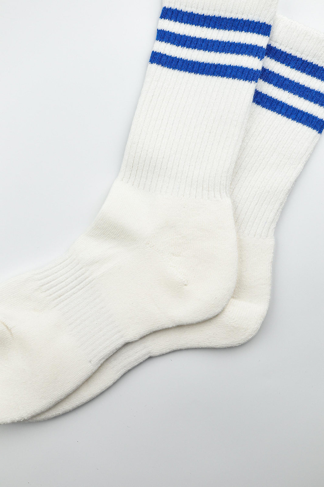 Women's Sporty Ribbed Crew Socks with Sole Cushioning White-Blue-Women's Sporty Ribbed Crew Socks with Sole Cushioning White-Blue